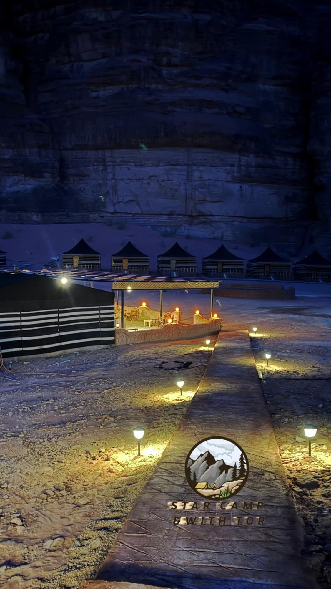 Star Camp & With Tor Hotel Wadi Rum Buitenkant foto